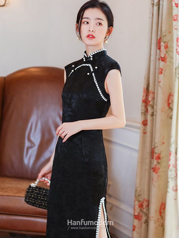 Black Dinner Dress 2.jpg