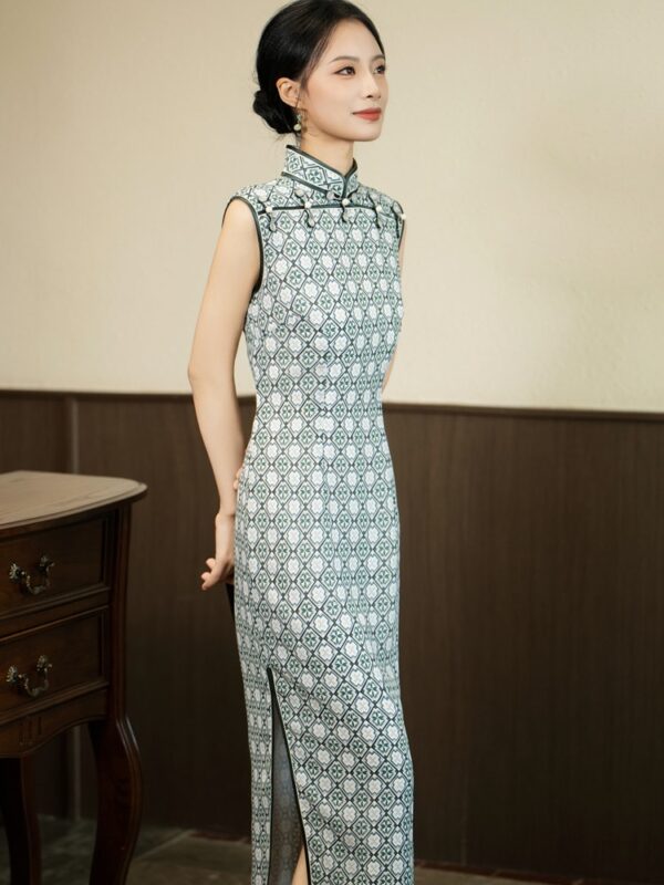 Chinese Dress Daily Slim Sleeveless Qipao4.jpg