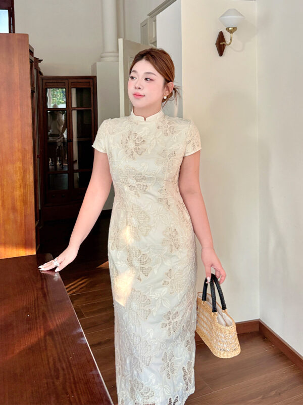 Chinese Dress for Plus Size Lace Cheongsam1.jpg