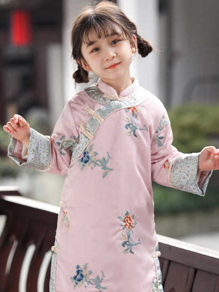 Chinese New Year Cloth Girls Chinese New Year Cloth 6.jpg Chinese New Year Cloth Girls Chinese New Year Cloth 6.jpg