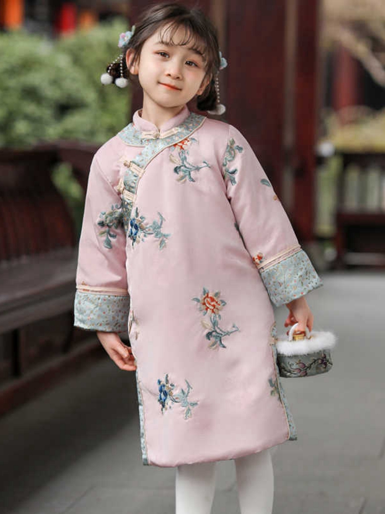 Chinese New Year Cloth Girls Chinese New Year Cloth 8.jpg Chinese New Year Cloth Girls Chinese New Year Cloth 8.jpg