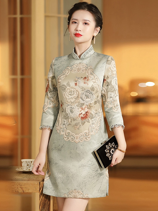 Chinese Retro Style Floral Pattern Short Qipao 1.jpg Chinese Retro Style Floral Pattern Short Qipao 1.jpg
