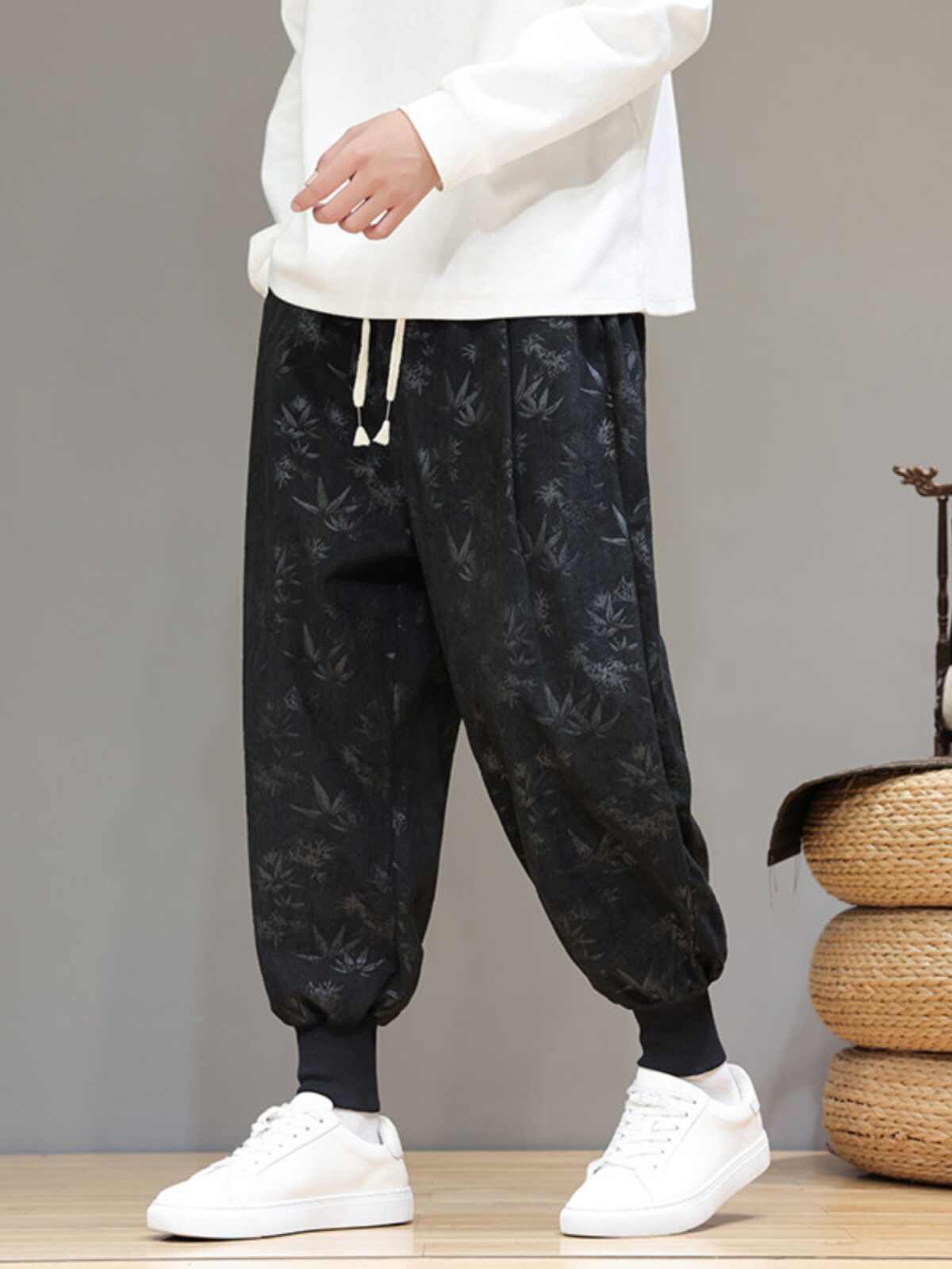 Chinese Style Harem Pants Men Retro Corduroy Trousers1.jpg Chinese Style Harem Pants Men Retro Corduroy Trousers1.jpg