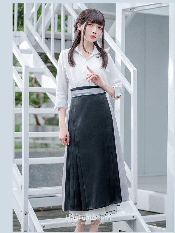 Hanfu Modern 1.jpg