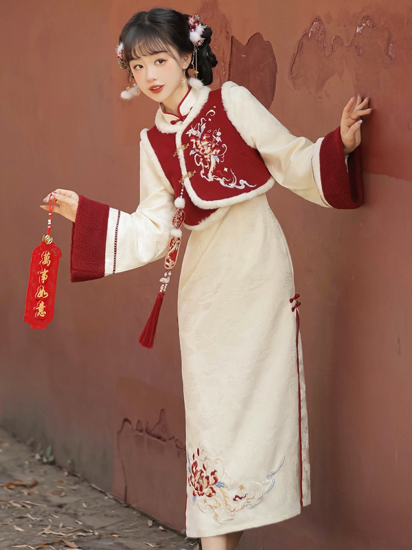 Hanfumodern Chinese new year dress women 6.jpg Hanfumodern Chinese new year dress women 6.jpg