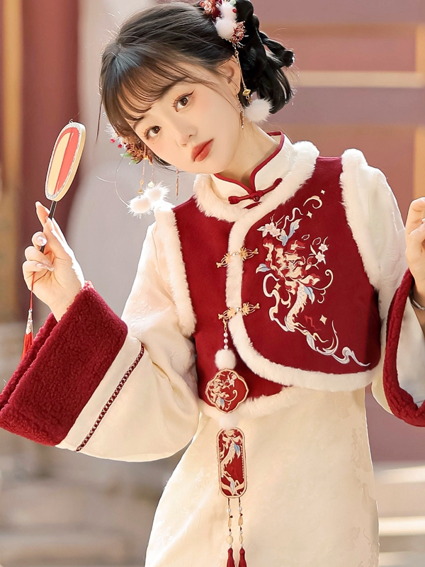 Hanfumodern Chinese new year dress women 7.jpg Hanfumodern Chinese new year dress women 7.jpg