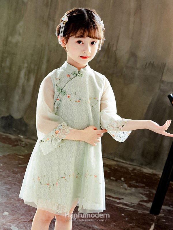 Hanfumodern Girls chinese dress 2.jpg