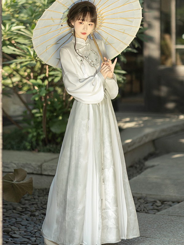 Hanfumodern Women Hanfu Chinese Style Top And Skirt Set 7.jpg Hanfumodern Women Hanfu Chinese Style Top And Skirt Set 7.jpg