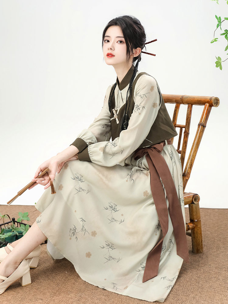 Improved Hanfu Dress Song Style Hanfu Dress 4.jpg Improved Hanfu Dress Song Style Hanfu Dress 4.jpg