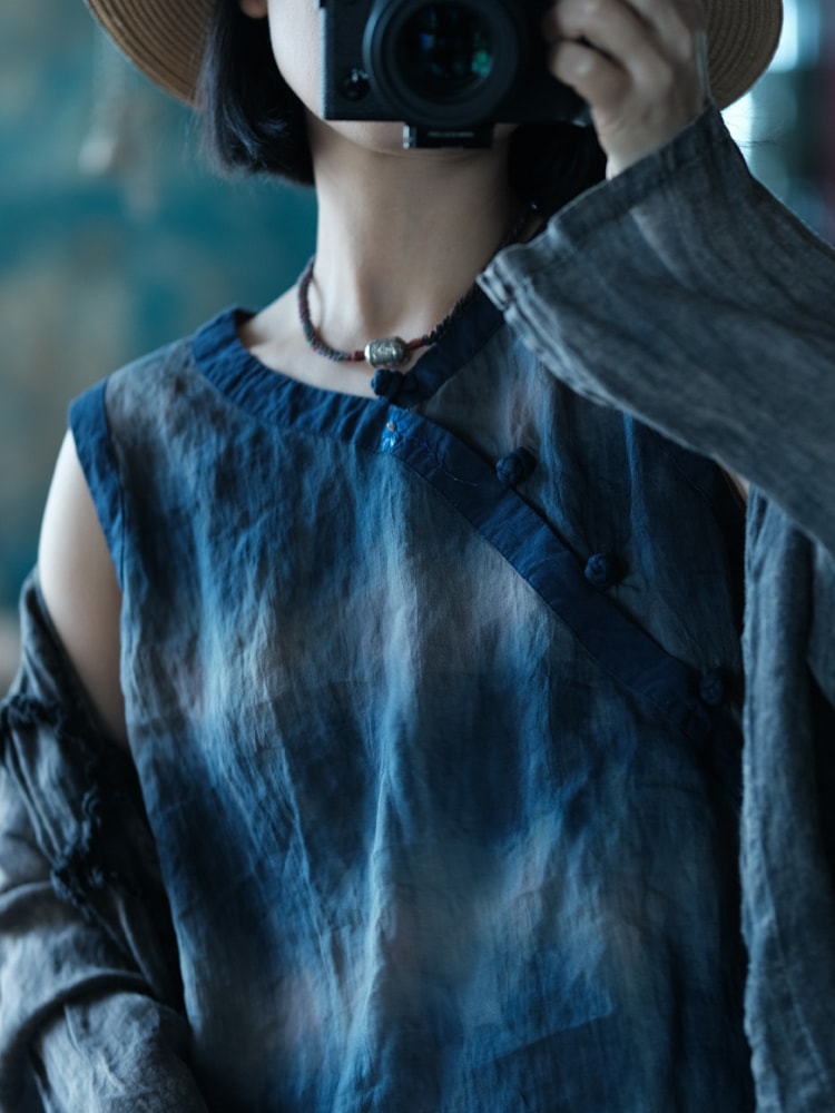 Indigo Sleeveless Blouse Chinese Linen Tank Top4.jpg Indigo Sleeveless Blouse Chinese Linen Tank Top4.jpg