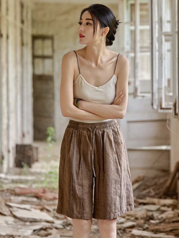 Loose Fit Linen Elastic Waist Shorts Women3.jpg