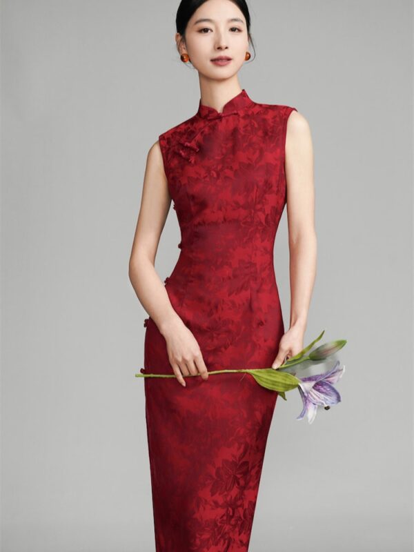 Luxurious Red Wedding Qipao Dress Bridal Dress1.jpg