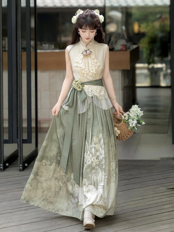 Modern Chinese Clothing Hanfu Inspired Outfit 5.jpg
