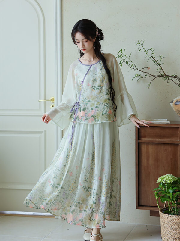 Modern Hanfu Outfit Embroidered Tea Dress4.jpg