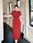 Plus Size Chinese Clothing Red Cheongsam Dress1.jpg