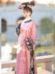 Qing Dynasty Outfit National Style Manchu Hanfu Women1.jpg