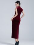 Red Velvet Embroidered Qipao Wedding Dress4.jpg
