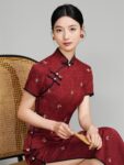 Traditional Red Qipao Wedding Guest Dress3.jpg