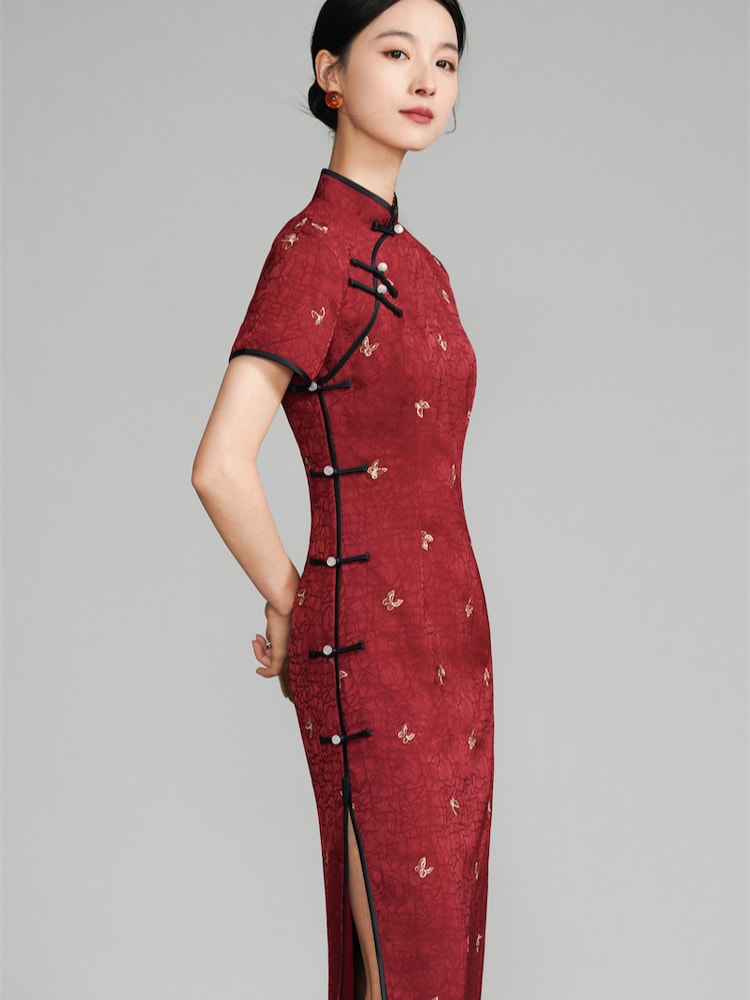 Traditional Red Qipao Wedding Guest Dress5.jpg Traditional Red Qipao Wedding Guest Dress5.jpg