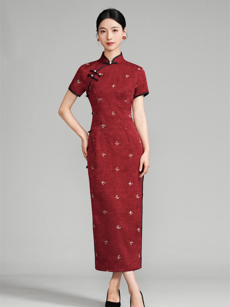 Traditional Red Qipao Wedding Guest Dress7.jpg Traditional Red Qipao Wedding Guest Dress7.jpg