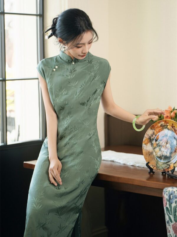Vintage Green Cheongsam Long Chinese Dress4.jpg