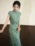 Vintage Green Cheongsam Long Chinese Dress4.jpg