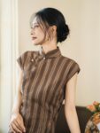 Women Qipao Striped Cotton Linen Cheongsam2.jpg