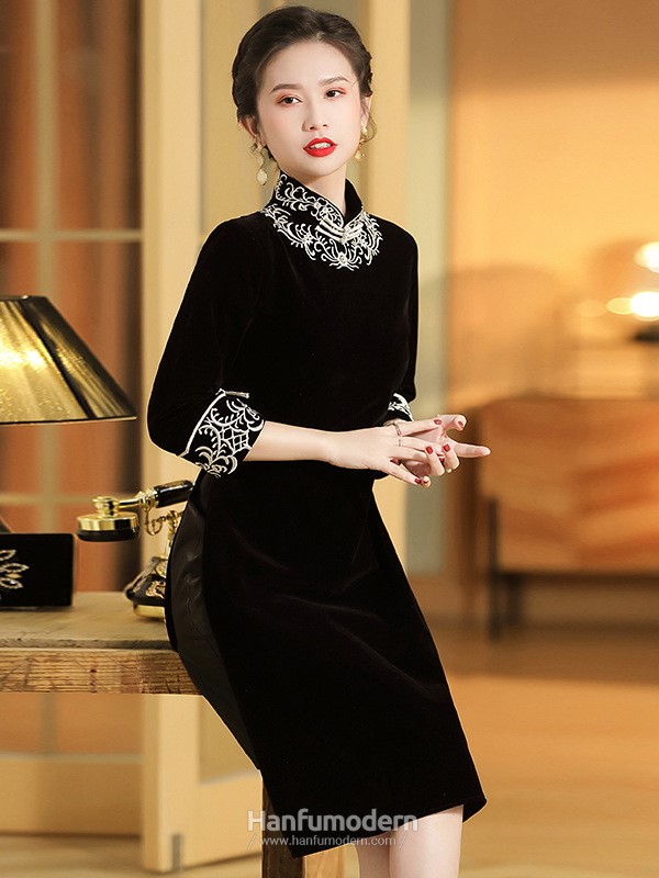black elegant dresses 2.jpg