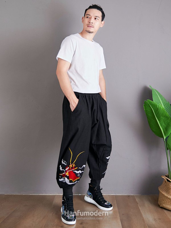 black pants 1.jpg