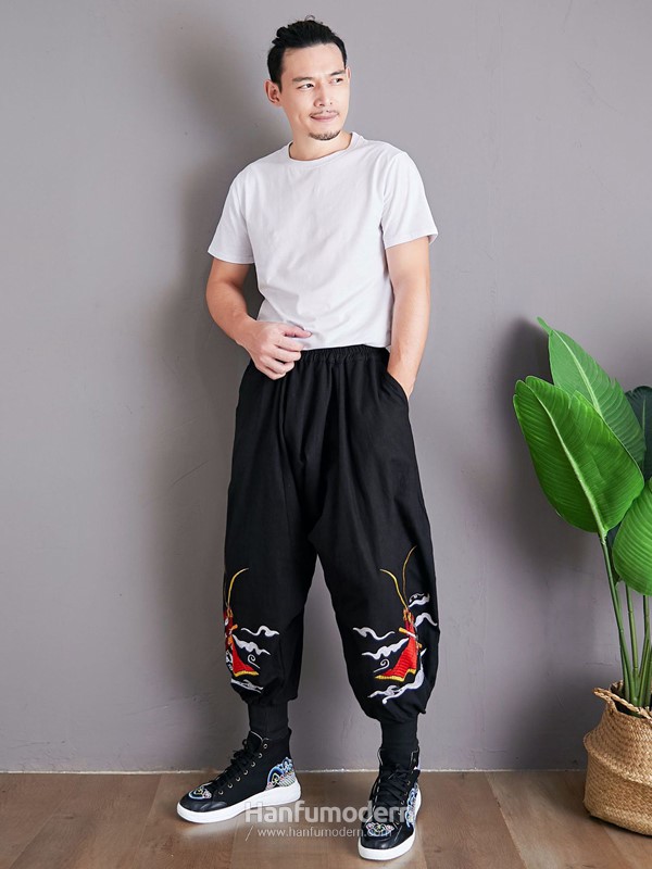 black pants 2.jpg
