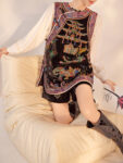 black vest women A 8.jpg