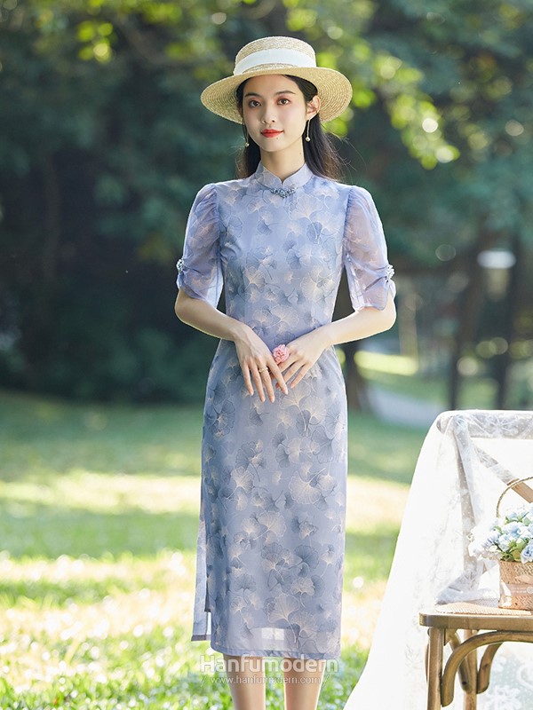 blue cheongsam 2 1 1.jpg blue cheongsam 2 1 1.jpg