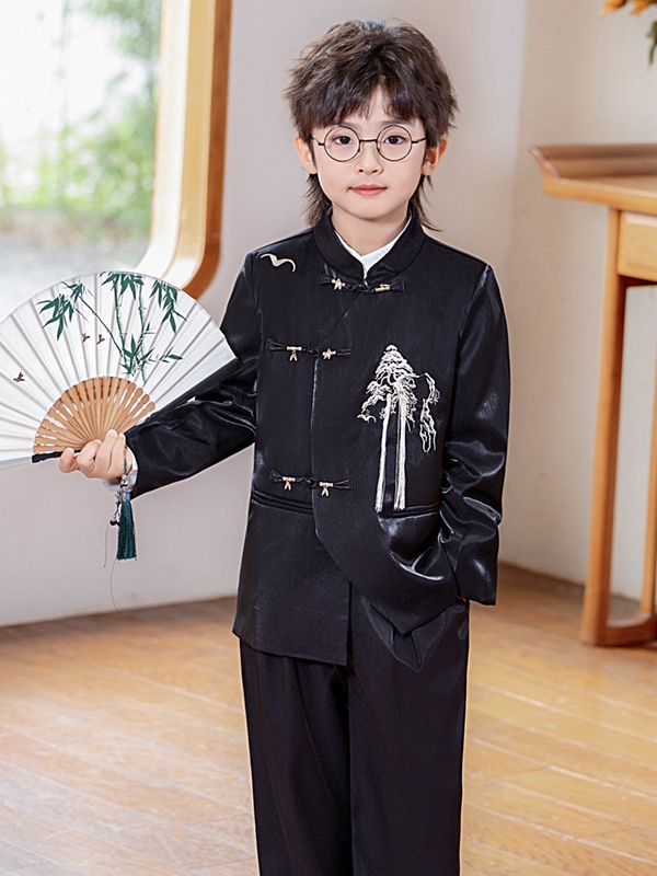 boys chinese traditional outfit fan pose 17.jpg