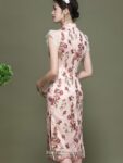 chinese female traditional dress 1.jpg