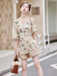 chinese modern clothes 1.jpg