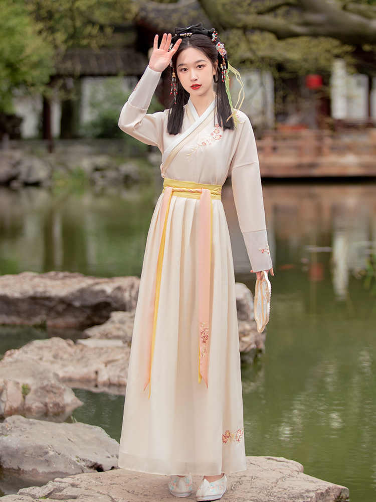 chinese outfit a 10.jpg chinese outfit a 10.jpg