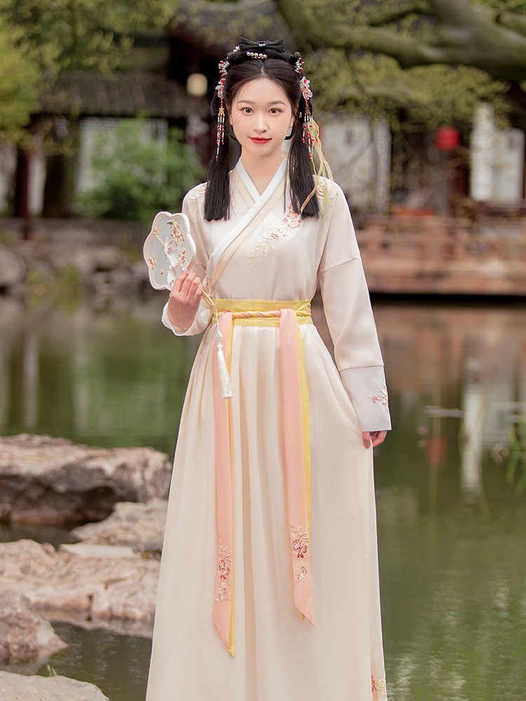 chinese outfit a 7.jpg chinese outfit a 7.jpg