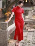 chinese red dresses. 1.jpg