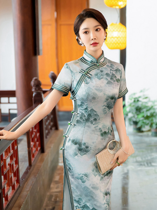 chinese traditional dress qipao 2 1.jpg