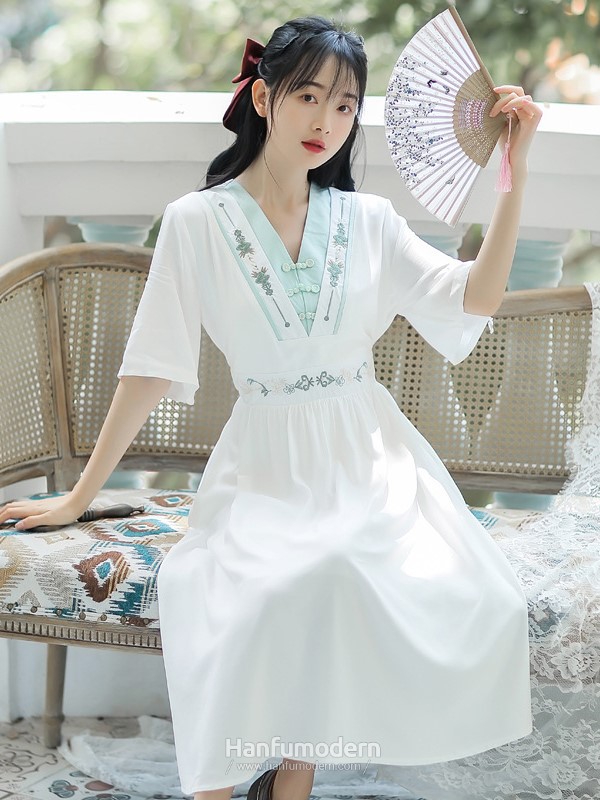 chinese vintage dress 2.jpg chinese vintage dress 2.jpg