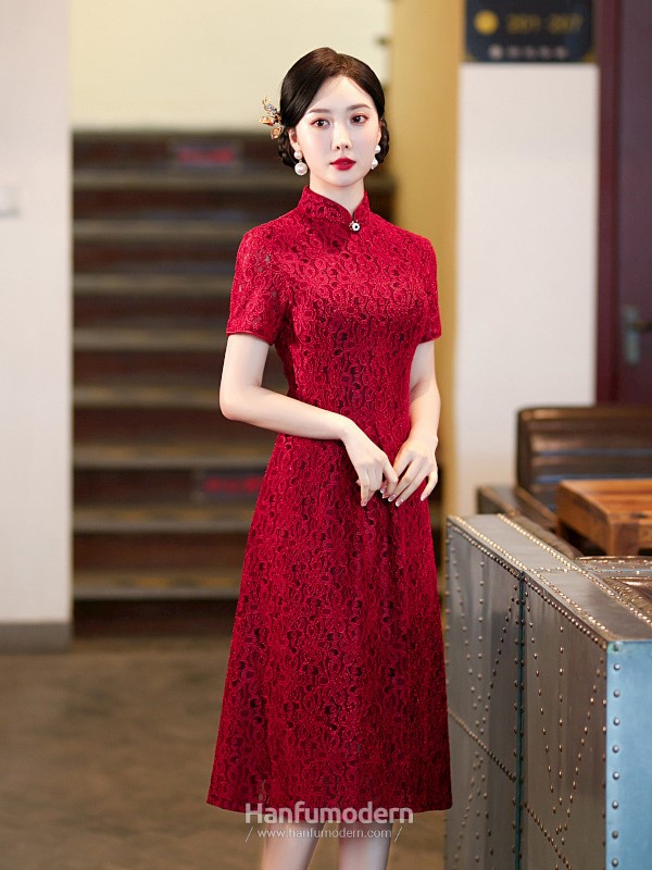 chinese wedding dress 1.jpg