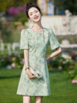 chinese womens clothing 1.jpg