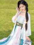 chinese womens clothing 1 3.jpg