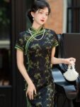 green qipao 4.jpg
