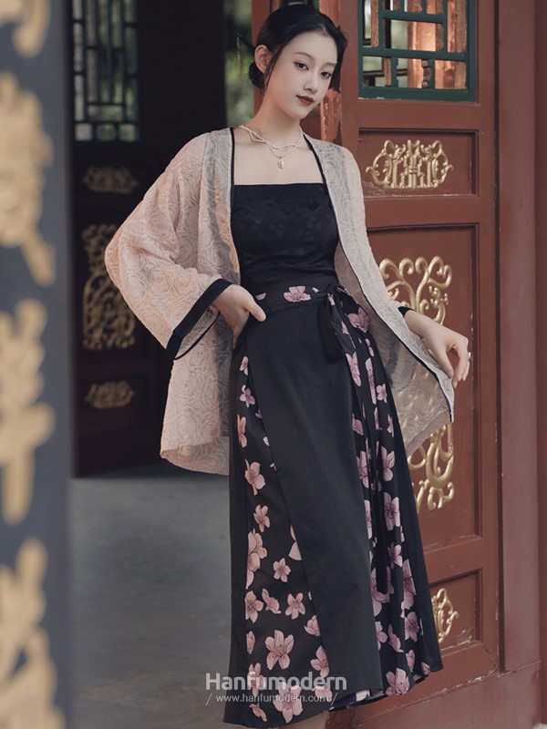 hanfu dress black 1.jpg