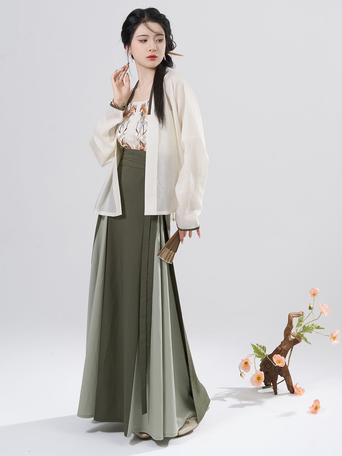 hanfu fashion B 1.jpg hanfu fashion B 1.jpg