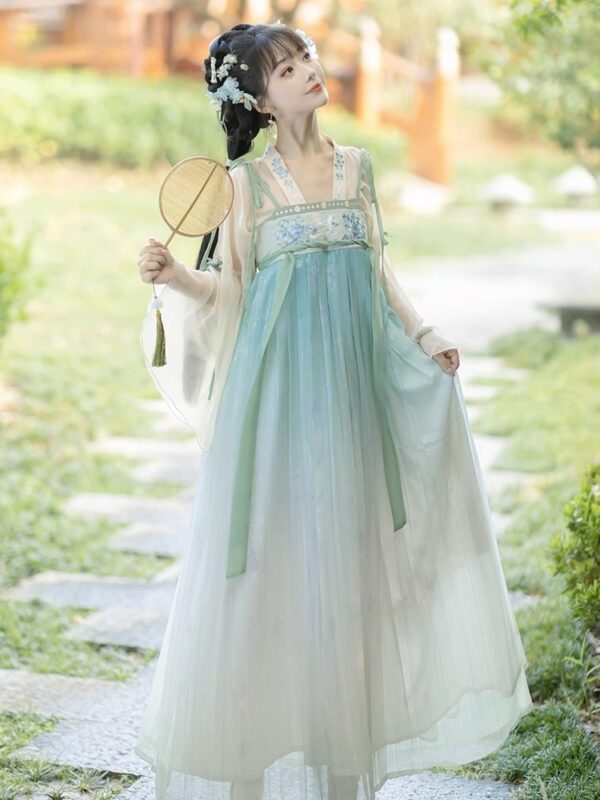 hanfu female v 8.jpg