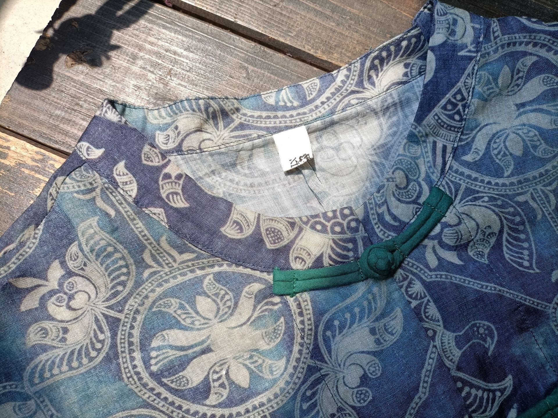 hmnskd120 tang suit blue detail collar.jpg hmnskd120 tang suit blue detail collar.jpg