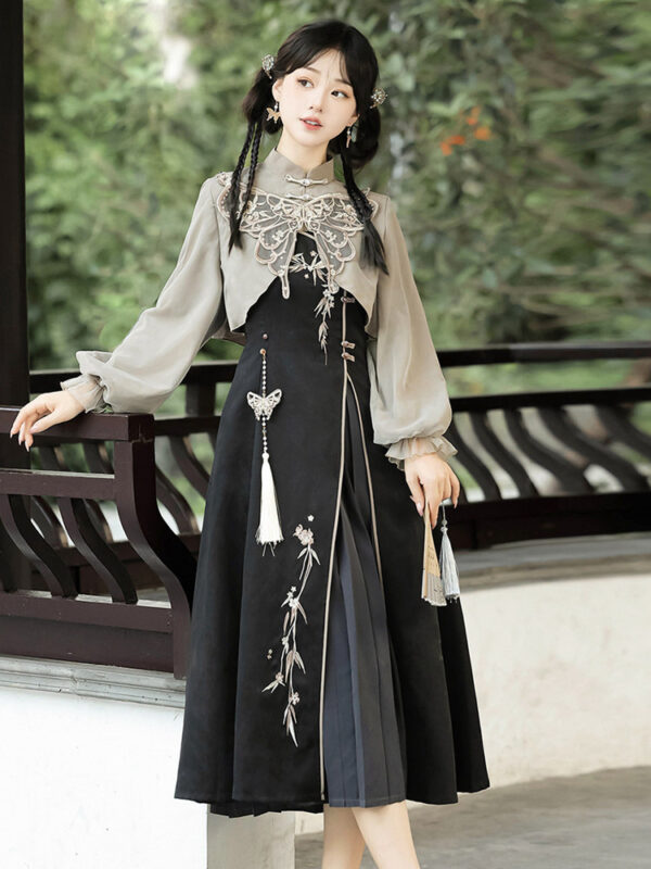 hqhf10011 modern hanfu black taupe front full look.jpg