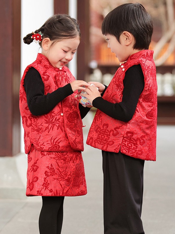kids festive vest set new year interaction 1.jpg
